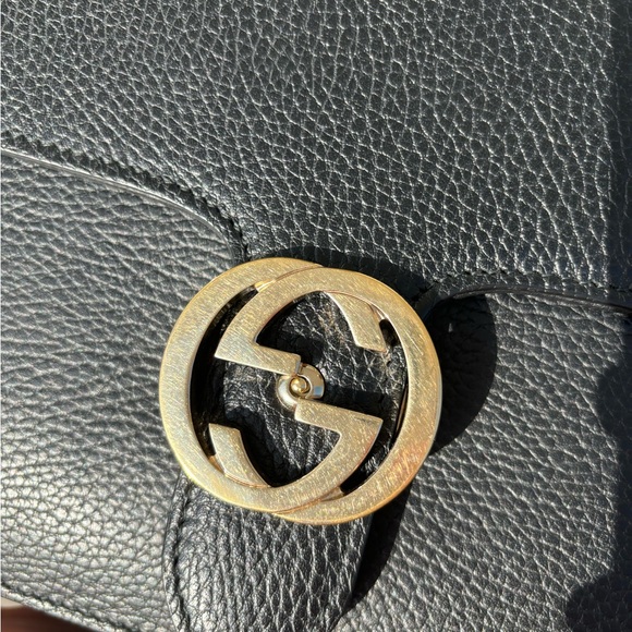 Gucci Interlocking G Shoulder Bag - Picture 10 of 11